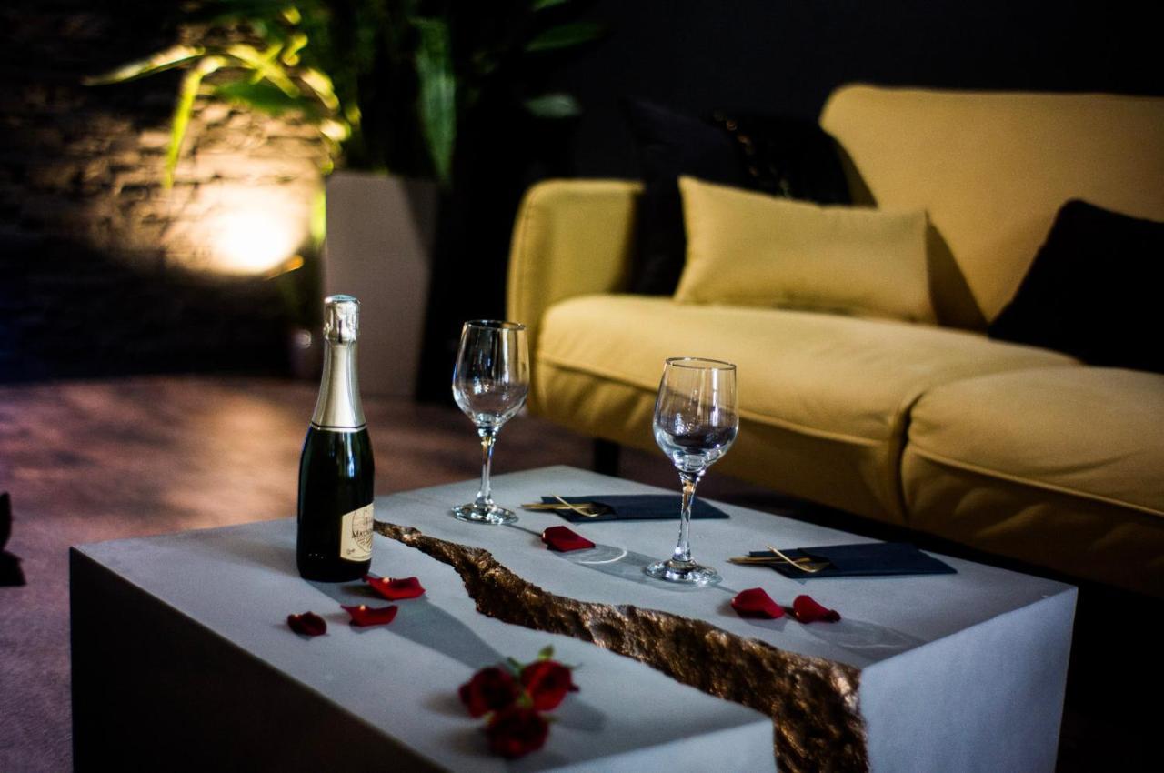Love Suites & Spa "Le Loft" Avec Jacuzzi Privatif Medis Exterior photo